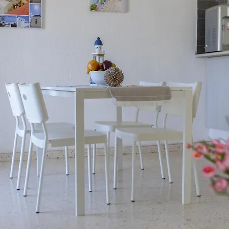Vila Melis - Charming In *