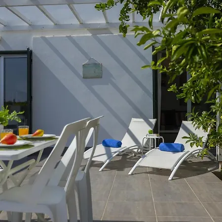 Melis - Charming In * פרוטאראס